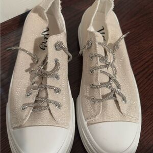 Women's Cream Sparkle Canvas Sneakers by Very G